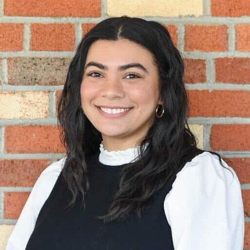 Smile-experience-orthodontics-tarazia-scheduling–marketing-coordinator-4 Tarazia, scheduling marketing coordinator