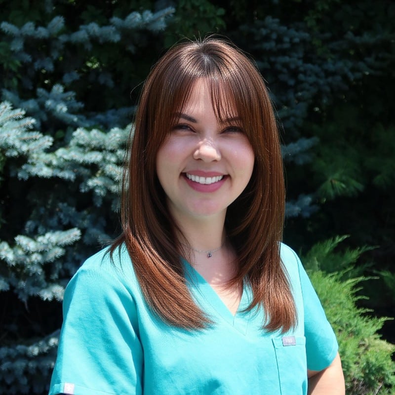 Smile-experience-viviane-clinical-assistant Viviane, clinical assistant at smile experience orthodontics serving wayne, oak ridge, and florham park, nj